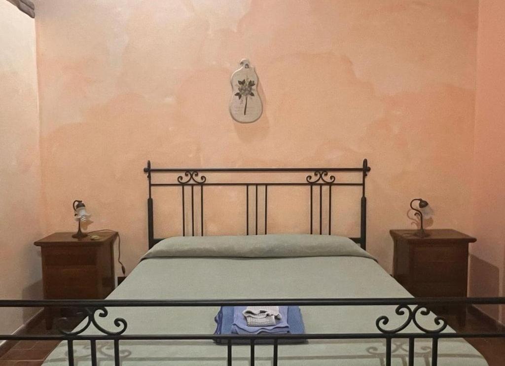 Mandra Chiusilla Villa Collesano Bilik gambar
