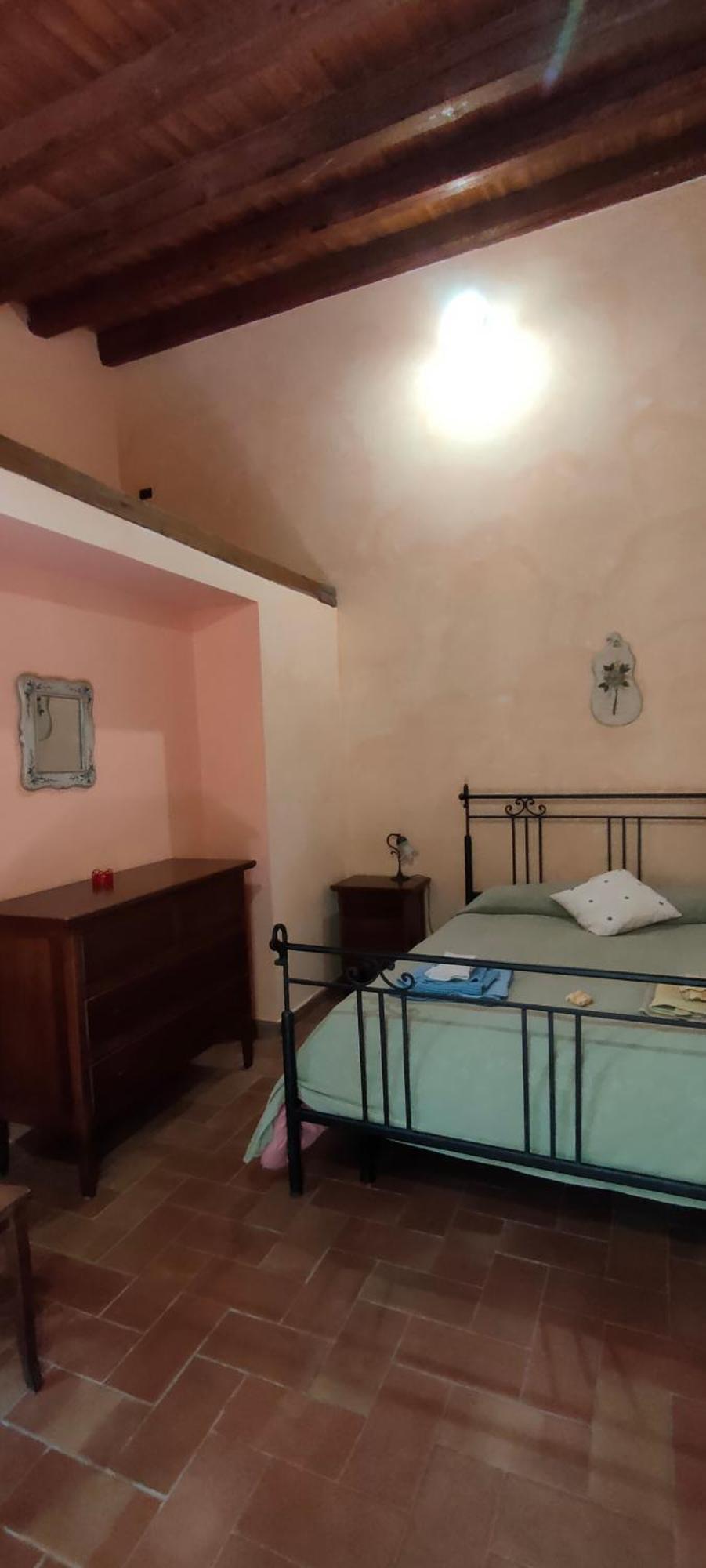 Mandra Chiusilla Villa Collesano Bilik gambar
